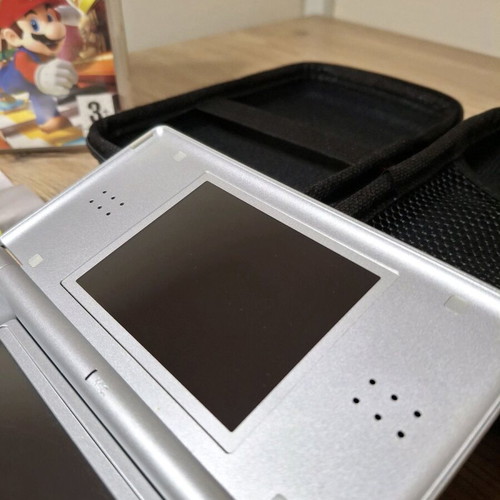 Nintendo DS Lite Silver like new with Super Mario Party game