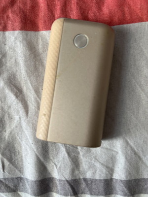 Glo electronic device like new