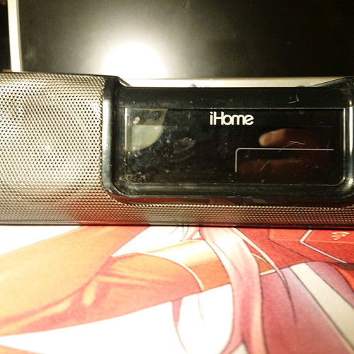 iHome iH9 alarm clock used with iPod dock and radio