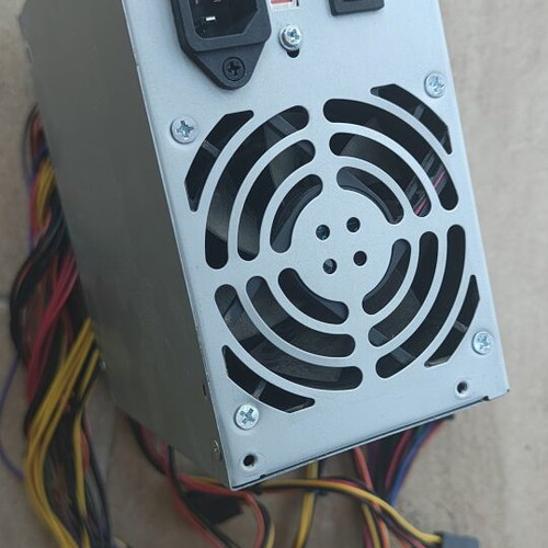 Thermal Master 500W power supply used, ATX12V