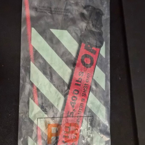 Μπρελόκ Off-White Industrial 2.0 κόκκινο καινούργιο με μαύρο hardware