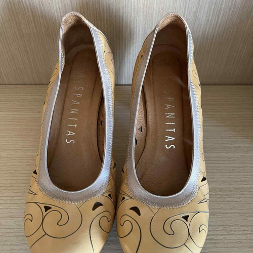 Hispanitas pumps used, beige, size 40