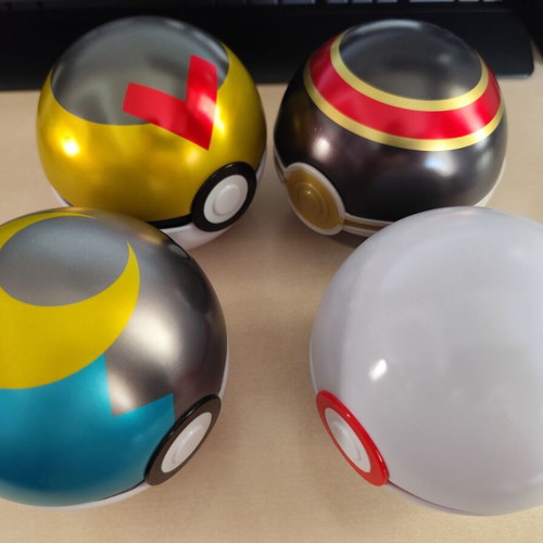 Pokeball tins set of 4 like new, Luxury, Premier, Moon, Level