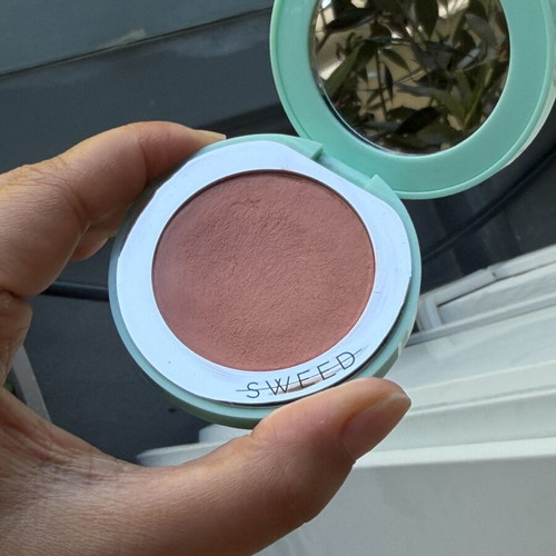 Sweed Air Blush Cream used, shade Suntouch