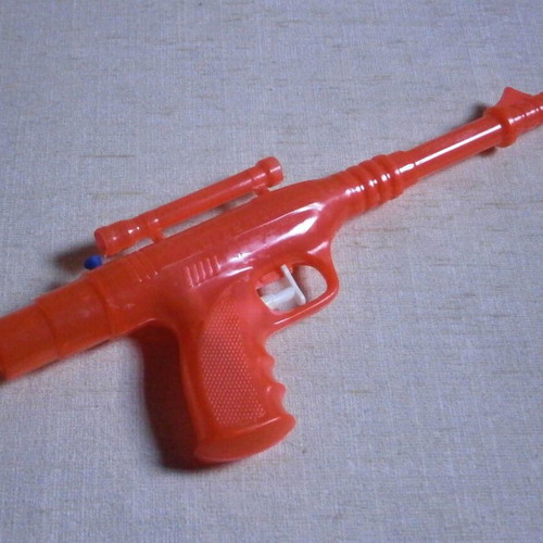 Leizer 2000 Space Water Toy Gun, plastic