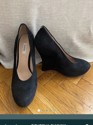 Guess suede platform shoes, size 36, black