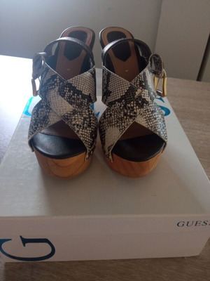 Gioseppo platforms like new with snake print, size 40