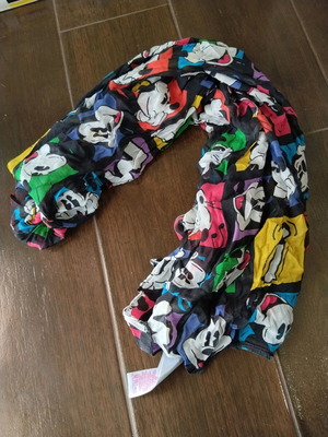 Mickey Mouse Disney scarf like new, multicolored