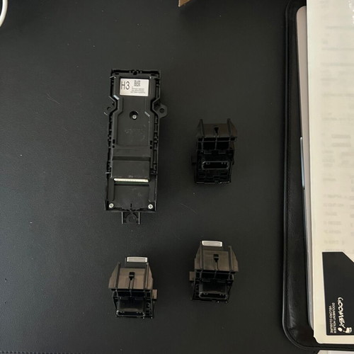 RAV4 XA50 window switches like new