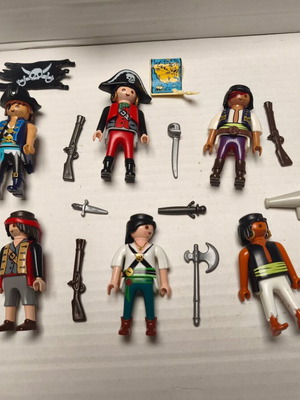 Playmobil Pirates Captains and Crew Figures like new, set of 6