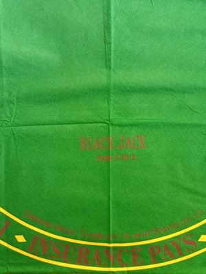 Black Jack table cover like new, felt 130x130