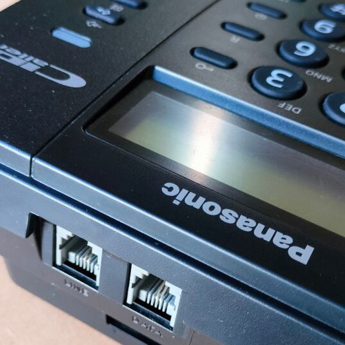 Panasonic KX-TS560EX home phone like new, black, with caller ID