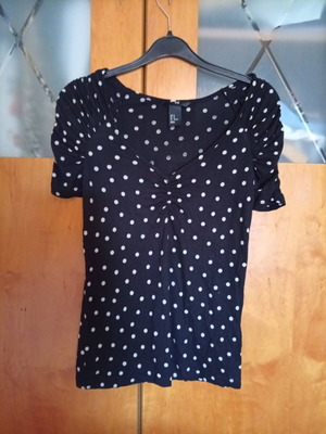 H&M Women's Polka Dot Blouse with Sleeve Ruching like new, size S