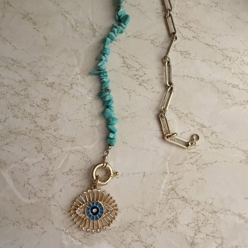 Necklace with turquoise stones and eye pendant like new, boho style