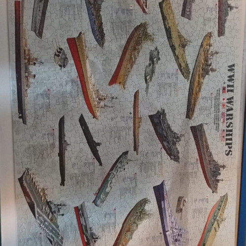 Puzzle set with framed and boxed pieces, 1500 parts