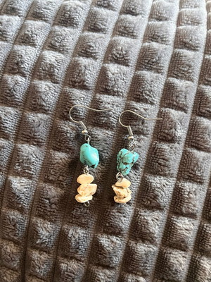 Earrings with beads new