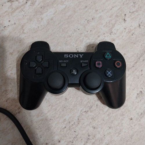 PlayStation 3 fat 40GB console with Battlefield 4 game