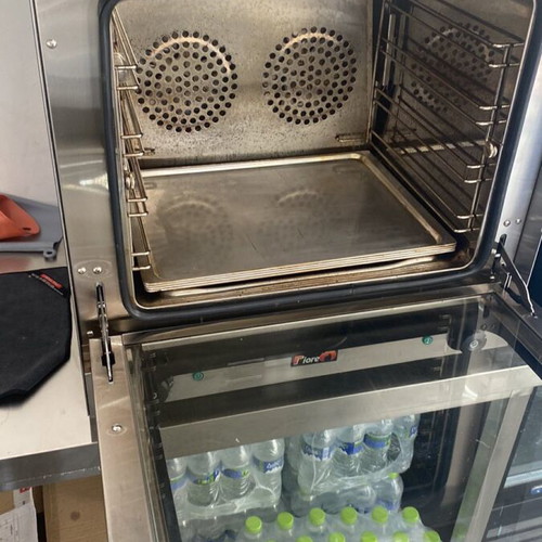 Fiore40 Electric Oven like new, 0.60x0.55x0.57m, 2.6kw