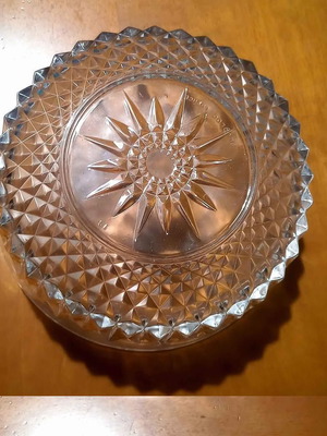 Arcoroc France glass bowl like new with star pattern