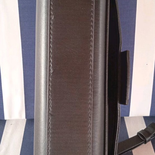 Black shoulder bag like new