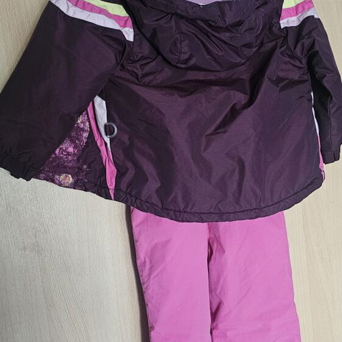 Kids Ski Set Size 4 Like New