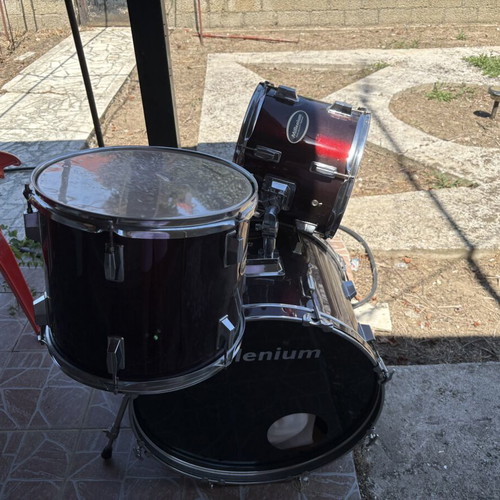 Millennium Acoustic Drum Set used, complete with cymbals and hardware