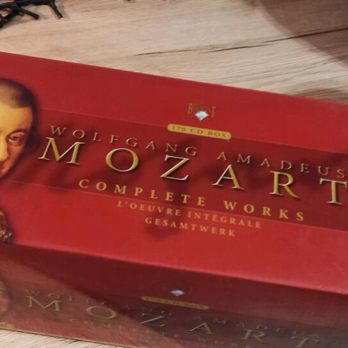 Mozart 170 CD in like new condition, classical music