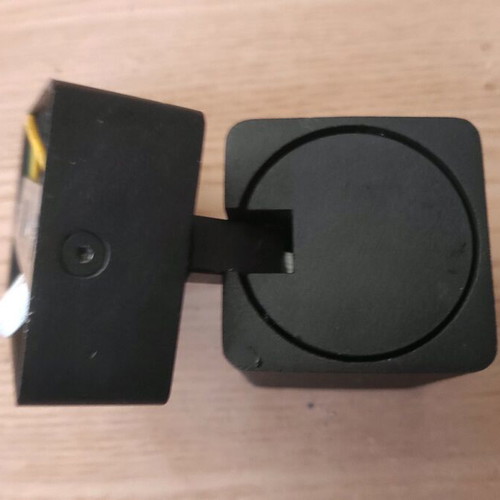 Adjustable LED aluminum spot light like new, wall ceiling mount