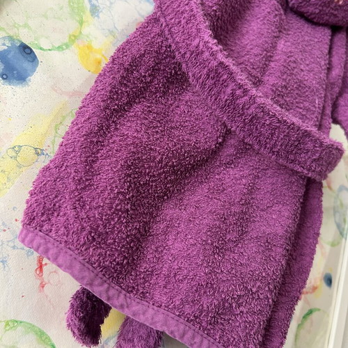 Zara Home purple bathrobe size 84-97 cm like new with embroidered details