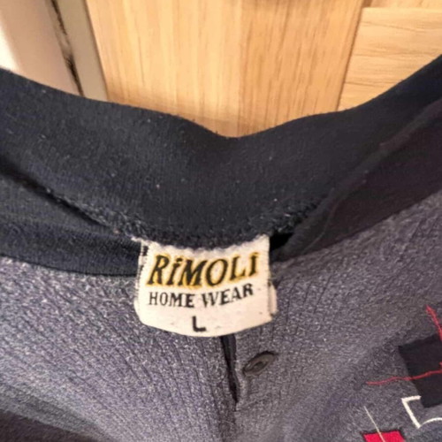 Pyjamas excellent condition, grey color