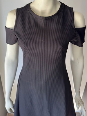 Black casual rib dress with open shoulders like new