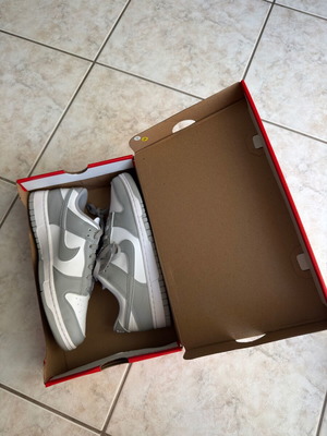 Nike Dunk Low women's size 42.5 new, white and grey sneakers