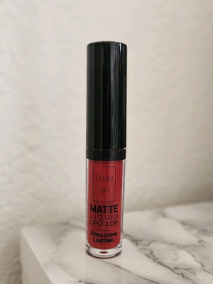 Lavish Care Matte Liquid Lip Color No 15 like new, red
