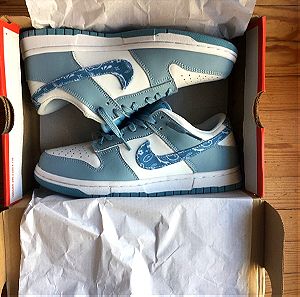 Nike blue dunk  (ήταν δώρο λείπει το κανονικό κουτί τους)