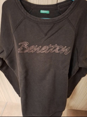 Benetton sweatshirt brown size S like new