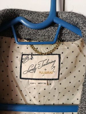 Pull & Bear gray jacket like new with polka dot lining