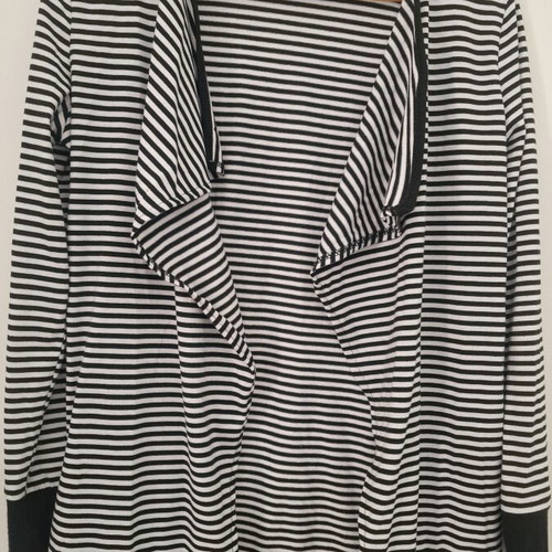 Striped cardigan black and white like new, sizes S-M