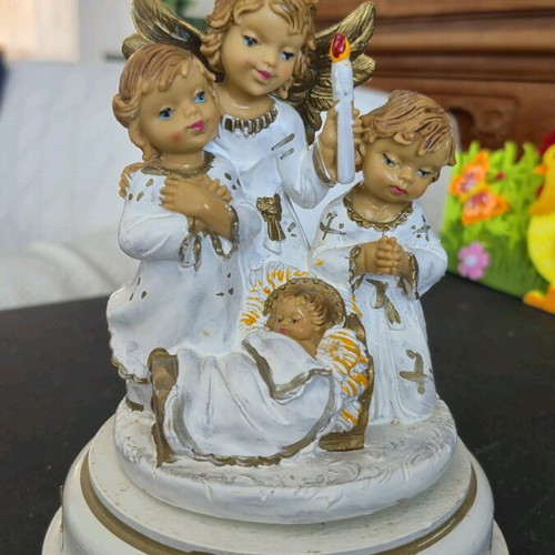 Vintage musical decoration with angels used, made in Italy