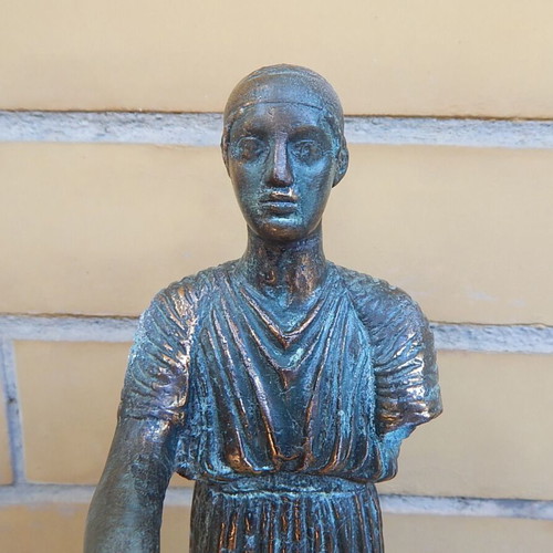 Bronze table statue of the Charioteer of Delphi 478-474 BC used, marble base