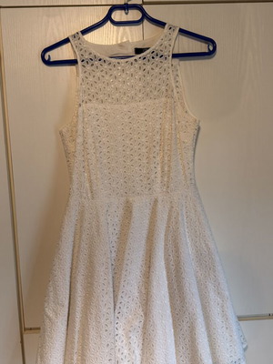 Zini white broderie dress size 40 like new
