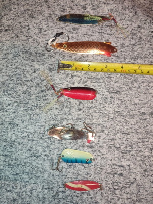 Artificial Fishing Lures Like New