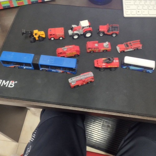 Toy cars like new, pack of 11 pieces