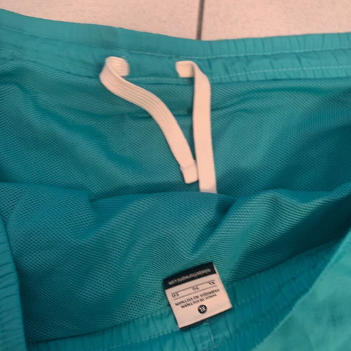 Nike and Adidas swimwear like new, 4 pieces, XL and L sizes