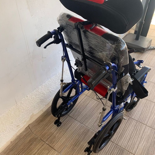 Mobiak Aluminum Wheelchair, Body UP Evolution BU-1000 Hoist, Koinis Prato Electric Bed new