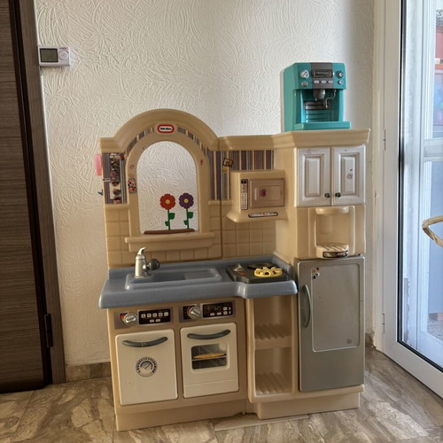 Little Tikes Plastic Play Kitchen like new