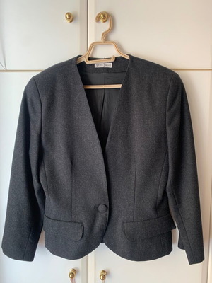 Artisti Italiani dark gray suit jacket used