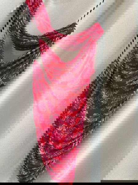 Vassia Kostara floral