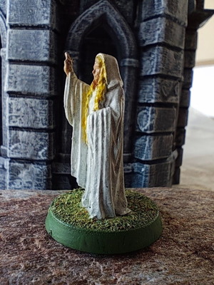 Lord of the Rings Galadriel metal miniature used, handpainted