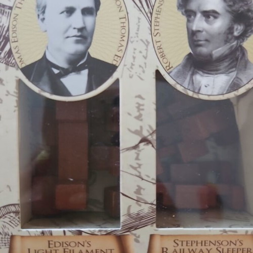 Great Minds Puzzle Set of 5 like new, 3 wooden and 2 metal puzzles