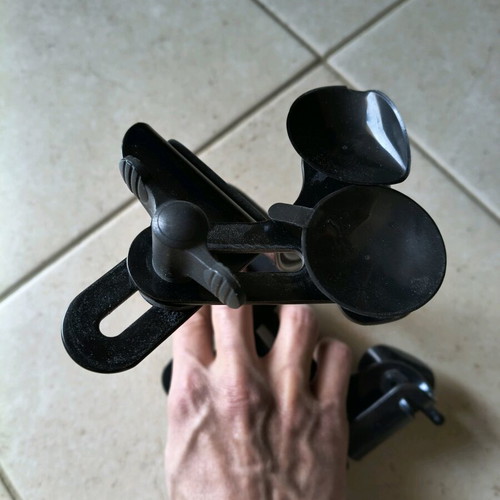 ErgoPlay Troster guitar rest used